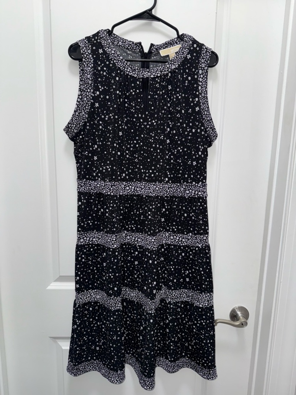 Michael by Michael Kors Sleeveless Black and White Floral Printed A-Line Dress